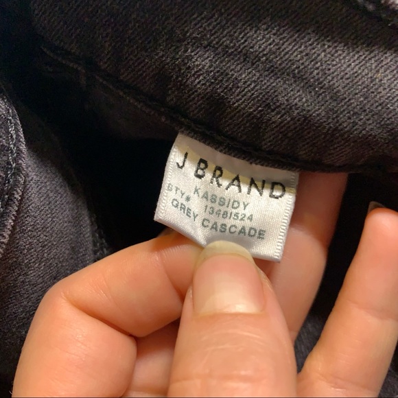 J Brand Sz. 26 Photo Ready Kassidy skinny zipper leg cascade grey utility pant - Picture 5 of 14